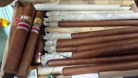 Aduana cubana intercepta dos intentos de extraer tabacos ilícitamente