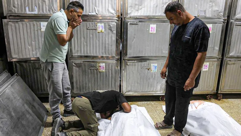 Israel ataca comisaría en Gaza y causa ocho muertes