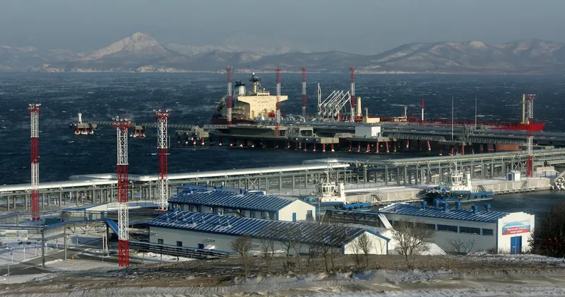 China acelera las compras de petróleo de Rusia ante crecientes riesgos en Medio Oriente