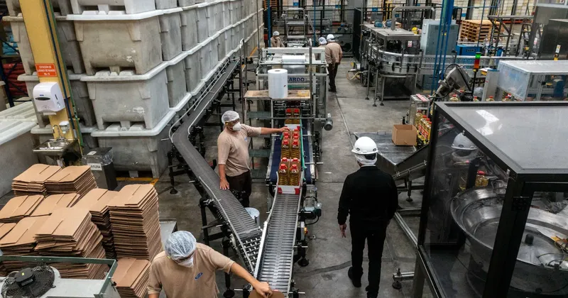 Advierten que la cantidad de empresas en Argentina acumula 18 meses en retroceso