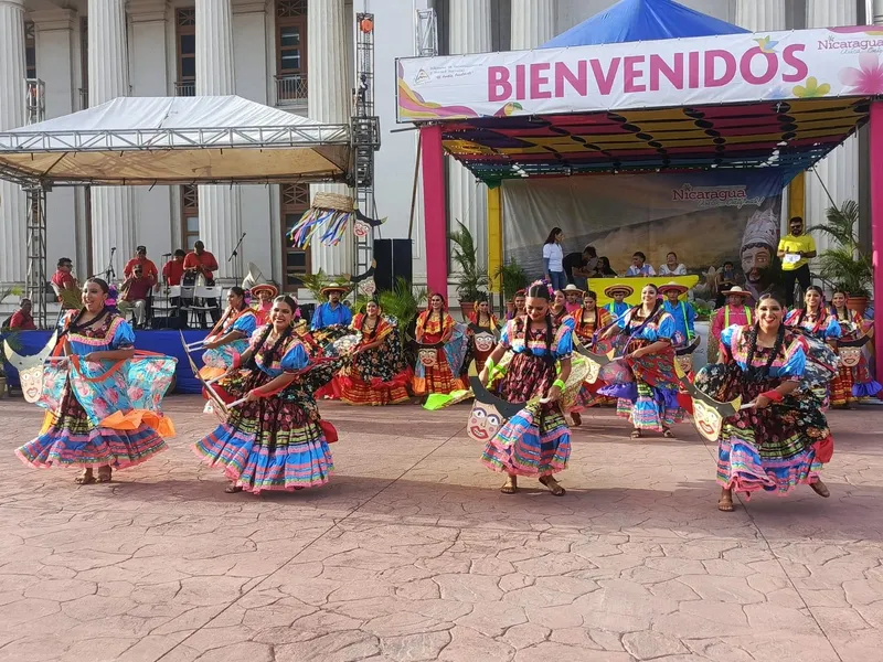 Primer Festival de las Vaquitas celebra tradición en Managua