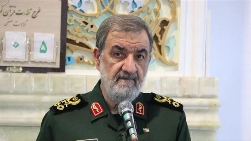General iraní: Trump pasó de loco a desesperado, amenaza y ataca a peregrinos