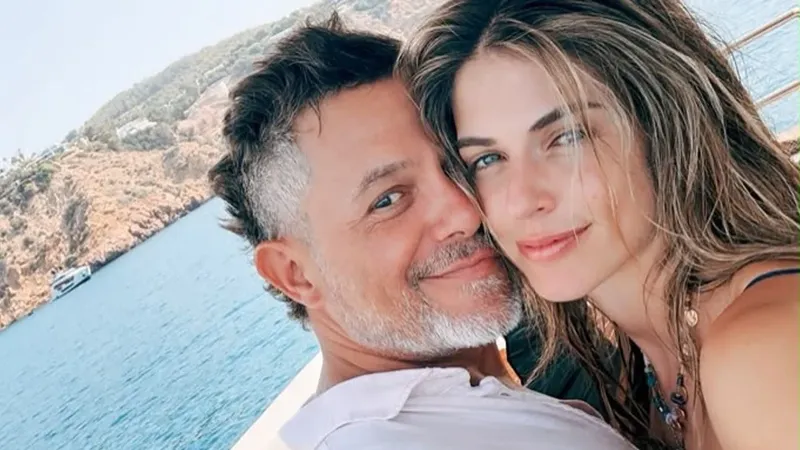 ¿Bebé en camino? Stephanie Cayo aclara las versiones tras la foto de Alejandro Sanz que causó revuelo