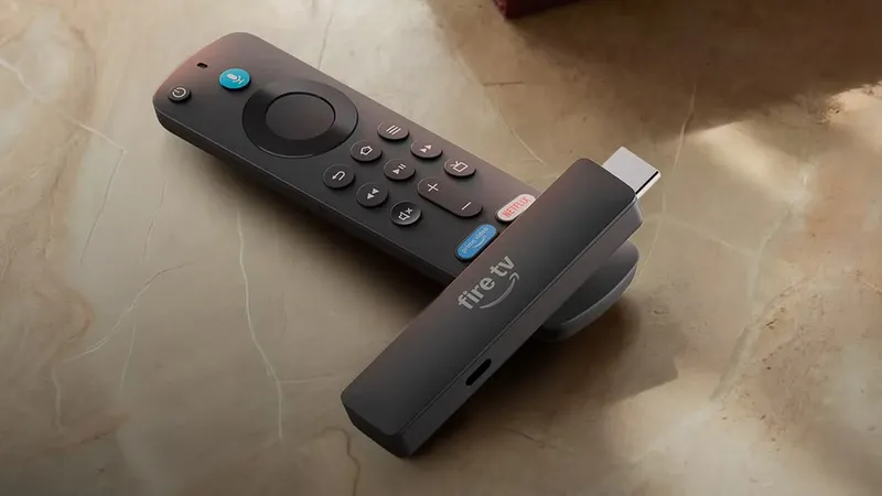 Amazon sella el destino de los Fire TV Stick: podrás seguir instalando aplicaciones, pero no esperes recibir el nuevo Fire OS