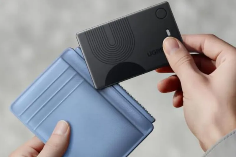 Cuesta menos que un AirTag y se parece a una tarjeta de crédito: este localizador recargable estará de oferta por tiempo limitado