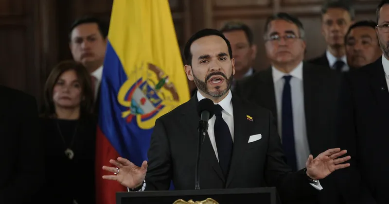De la Espriella ordena iniciar deportaciones de migrantes indocumentados en Colombia