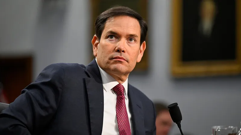 Rubio: EE.UU. no permitirá un cambio de poder inconstitucional en Bolivia