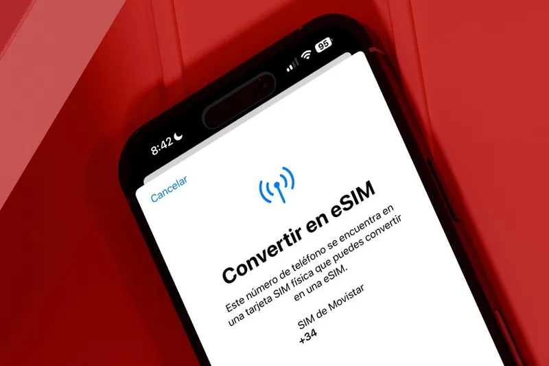 Con todos los años que llevo con un iPhone y a veces me olvido que puedo convertir una SIM a eSIM desde los ajustes