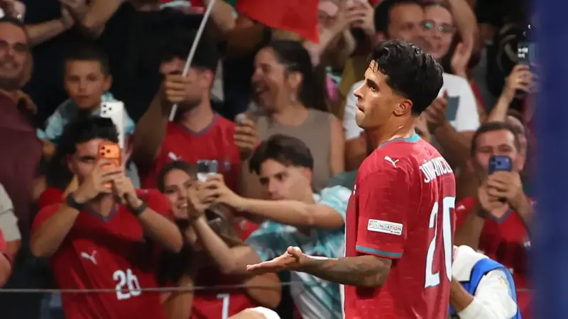 De lateral a 'killer': Cancelo se apunta