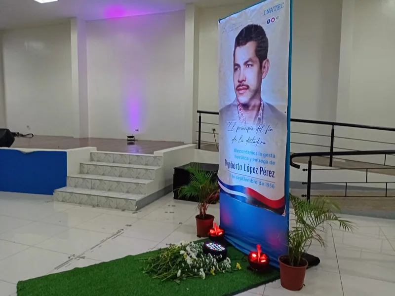 Tecnológico Nacional rindió homenaje al Héroe Nacional Rigoberto López Pérez