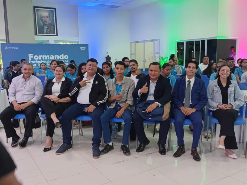 Más de 900 maestros impulsan nuevas herramientas para fortalecer el aprendizaje