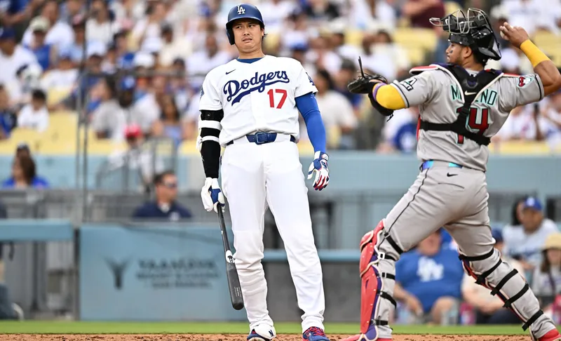Los Diamondbacks barrieron a los Dodgers en casa