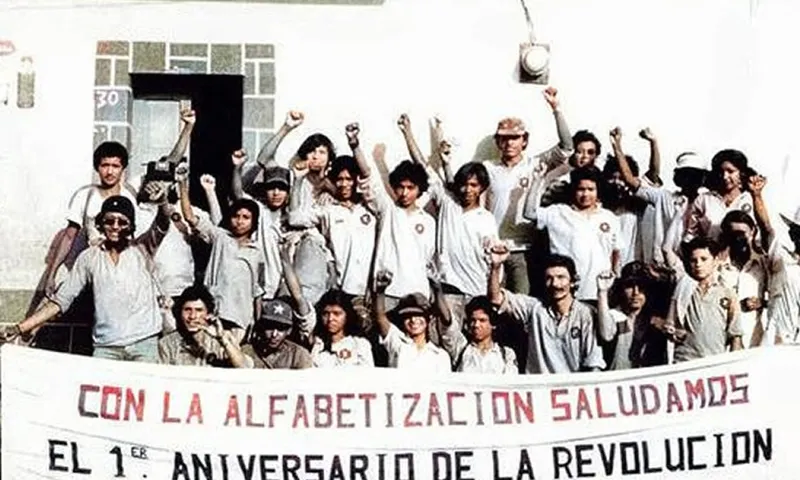 Alfabetizadores recuerdan la Gran Cruzada Nacional de 1980