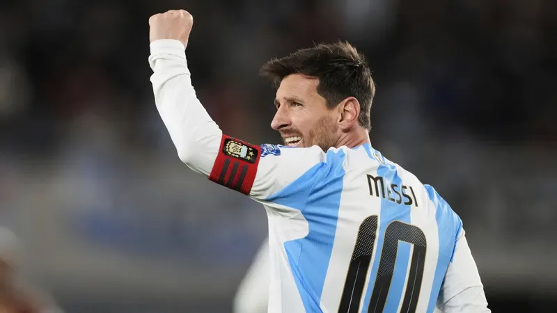 Argentina en vilo por diagnóstico de Messi tras su lesión