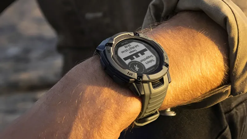 Este Garmin baja más de 200 euros en Amazon: estrenarás un reloj con batería infinita