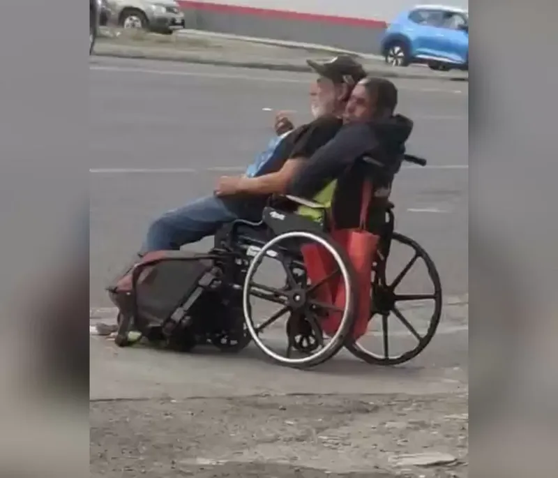 Mueren nicaragüense y tico atropellados en Cartago, Costa Rca