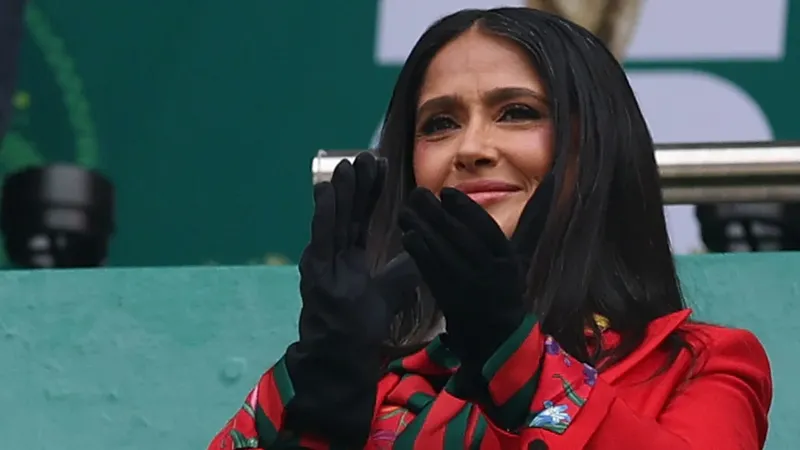 Salma Hayek honra su amor por México con su mensaje en la inauguración del Mundial 2026