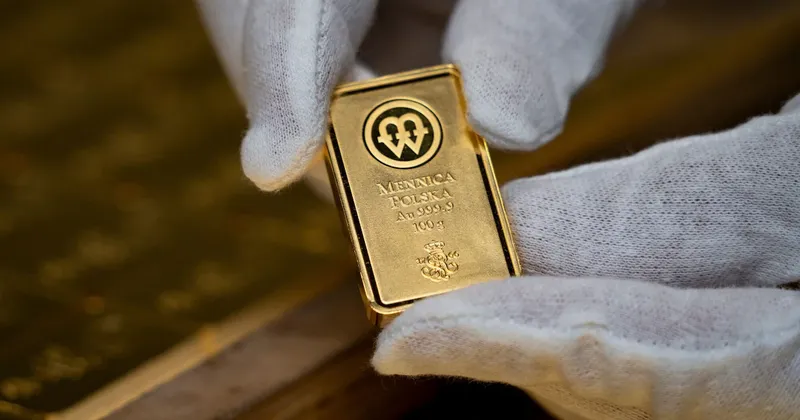 El oro sube tras decisión de la Fed de mantener sin cambios las tasas de interés