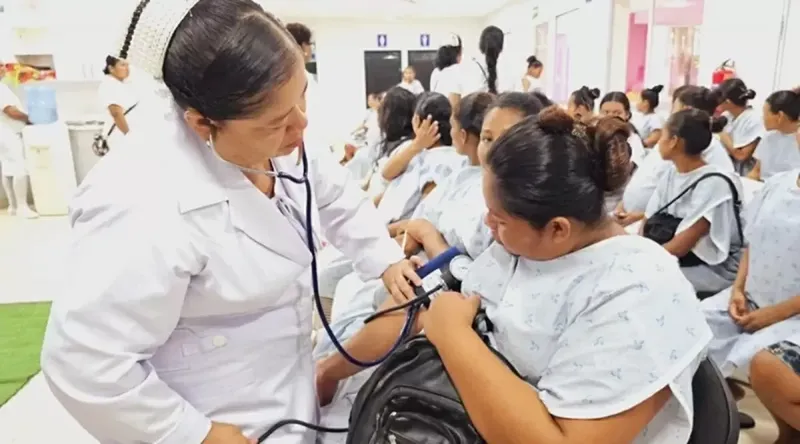 Más de 151 mil familias recibirán atención médica en todo el país