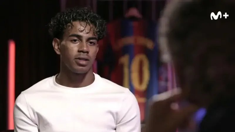 Messi, el racismo, el Madrid y la 'bronca' de Busquets, los otros temas de Lamine con Valdano