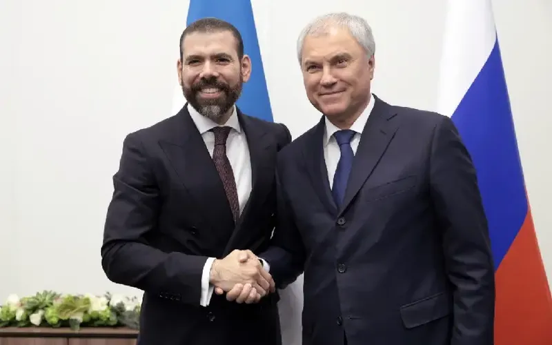Presidente de Duma de Rusia con Compañero Laureano Ortega Murillo
