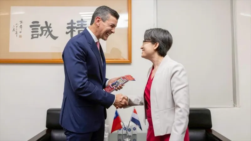China sanciona a ministros de Paraguay y Belice por vínculos con Taiwán