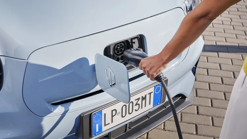 China manda fuera de sus fronteras casi 900.000 coches en sólo un mes, de los que 499.000 eran eléctricos