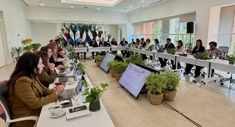 Ministros del istmo logran acuerdo en Managua para modernizar la normativa aduanera