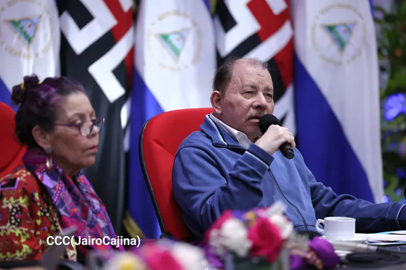 Comandante Daniel: Naval protege la vida y la soberanía. Contribuye a la seguridad y la paz