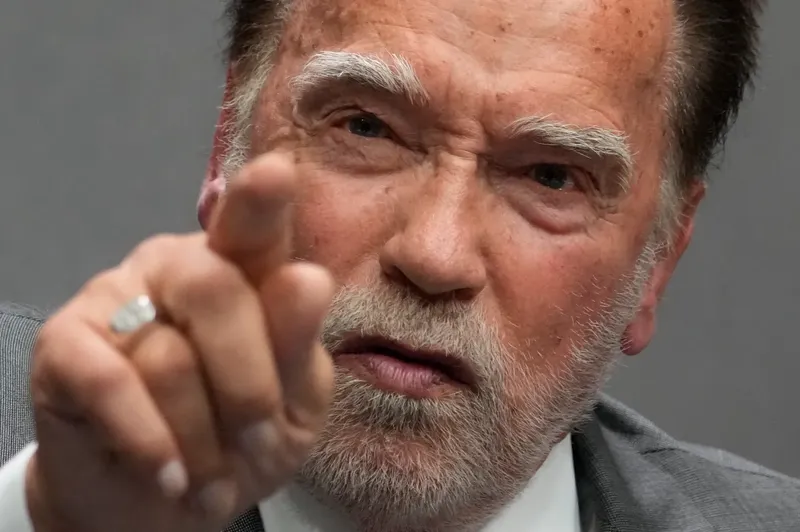 Arnold Schwarzenegger sigue entrenando a los 78: qué cambió en su rutina para no abandonar el gimnasio