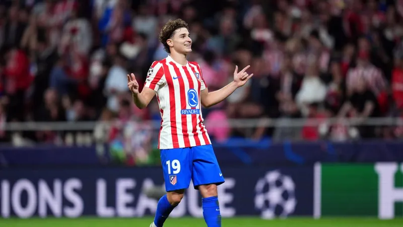 "En el Madrid me han dicho: el Atlético nos venderá a Julián a nosotros"