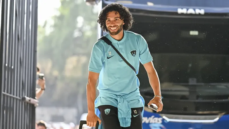 Caras vemos y contratos no sabemos sobre el regreso de César Chino Huerta al fútbol mexicano