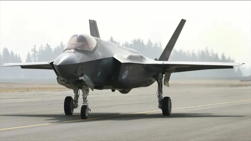EEUU confirma el alcance de un F-35 por “fuego enemigo” en cielo de Irán