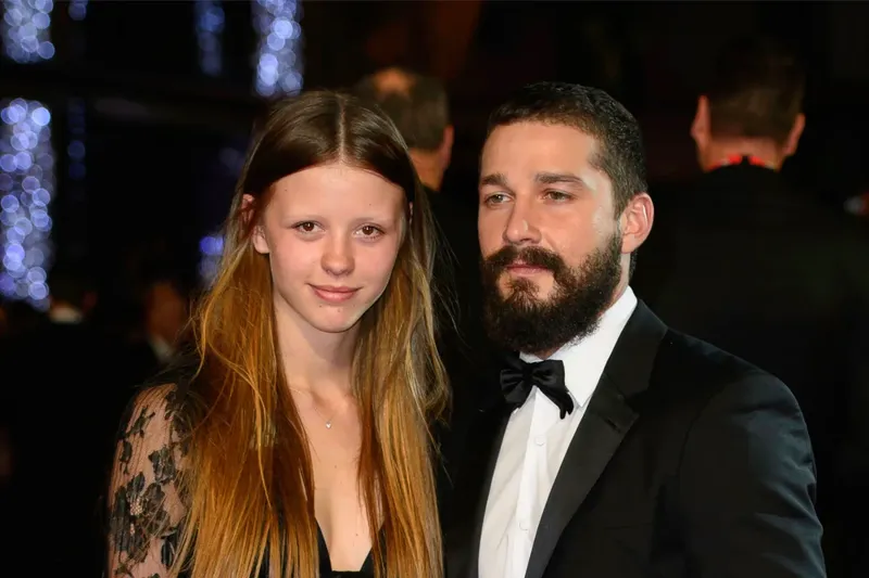 Tras 10 años de matrimonio, Mia Goth solicitó el divorcio de Shia LaBeouf