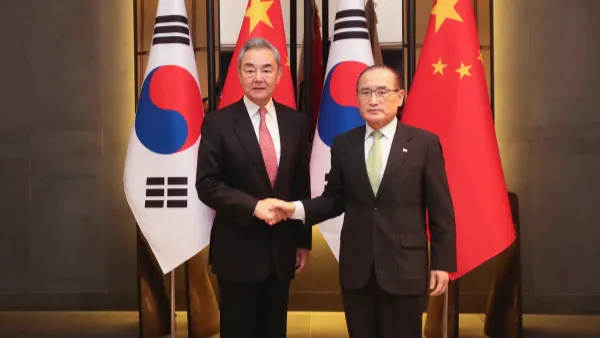 Ministro de Relaciones Exteriores chino Wang Yi se reúne con asesor de seguridad nacional de República de Corea Wi Sung-lac