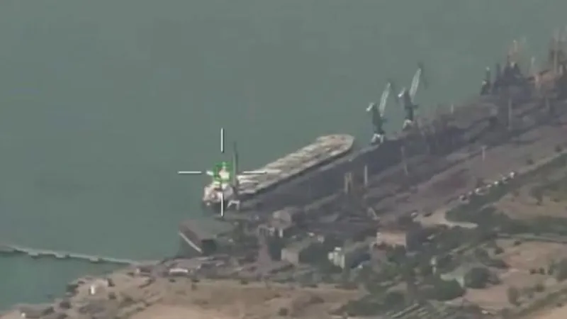 Rusia asesta golpes contra la infraestructura marítima de Ucrania, informa la Defensa rusa