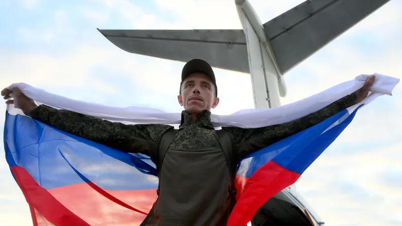 Rusia y Ucrania llevan a cabo un canje de prisioneros de guerra
