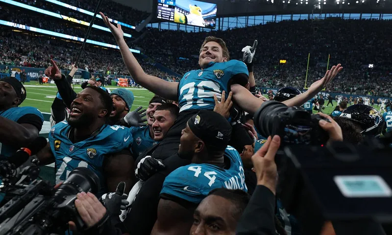 Jacksonville tomó fuerza en Londres y logró una gran remontada