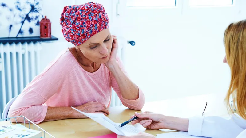 Le diagnostican cáncer, le quitan útero, ovarios y trompas… luego descubren que era biopsia DE OTRA MUJER
