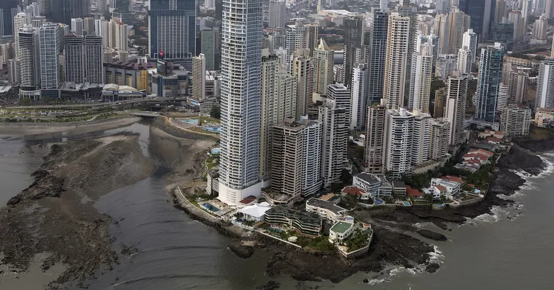 La Unión Europea prepara la salida de Panamá de su lista negra de paraísos fiscales