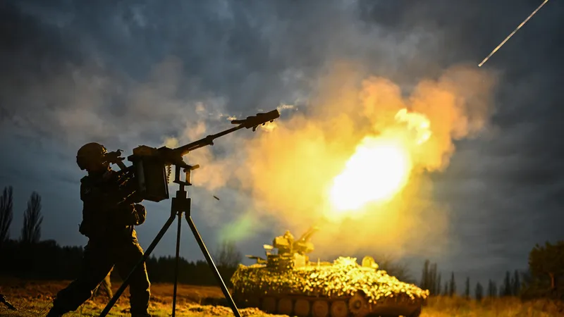 Rotunda respuesta a actos terroristas: Rusia hace ataques masivos al complejo militar-industrial de Ucrania