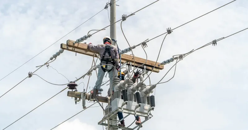 Honduras compra energía a Nicaragua y Panamá mientras busca reformar su sistema eléctrico