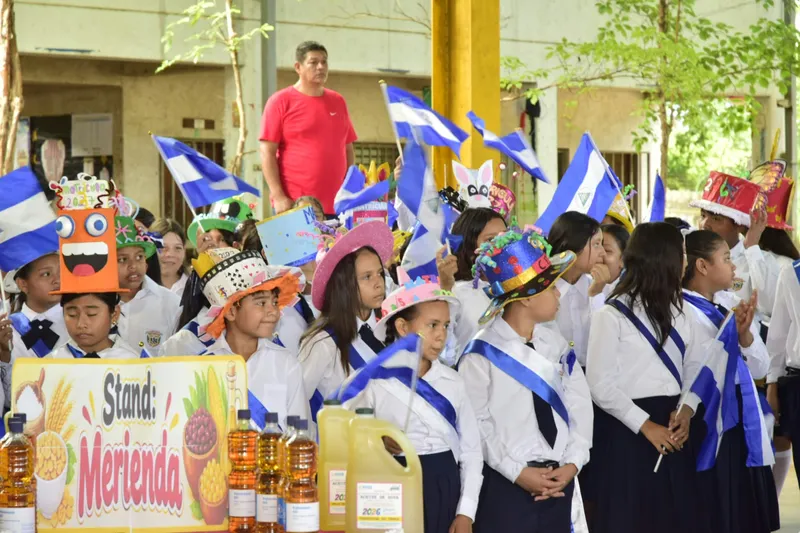 León inicia matrículas 2027 con proyección de más de 106 mil estudiantes