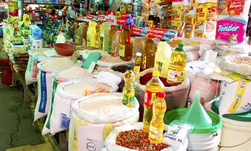 Nuevos ajustes de precios impactan productos de la canasta básica