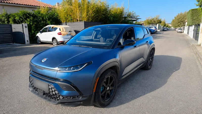 Un francés ha pagado 16.000€ por un SUV eléctrico que costaba 70.000€ hace 2 años: “Sabía dónde me estaba metiendo”