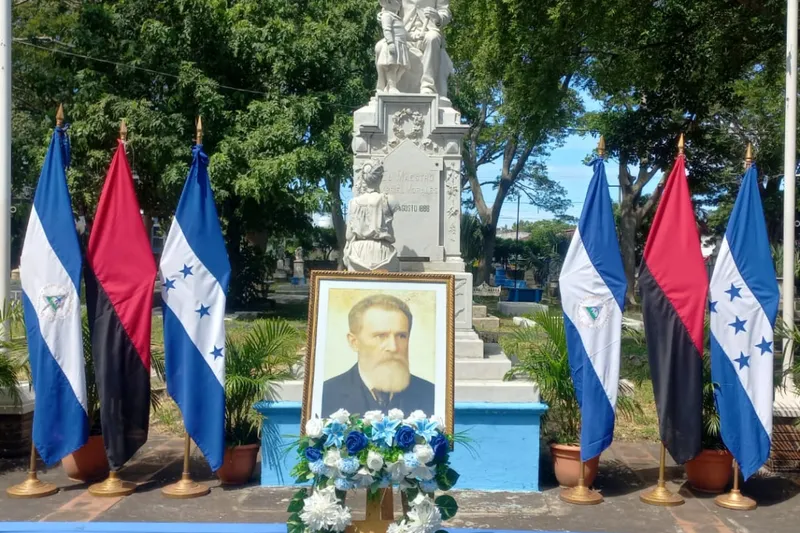 Rinden homenaje al general Florencio Xatruch por su natalicio