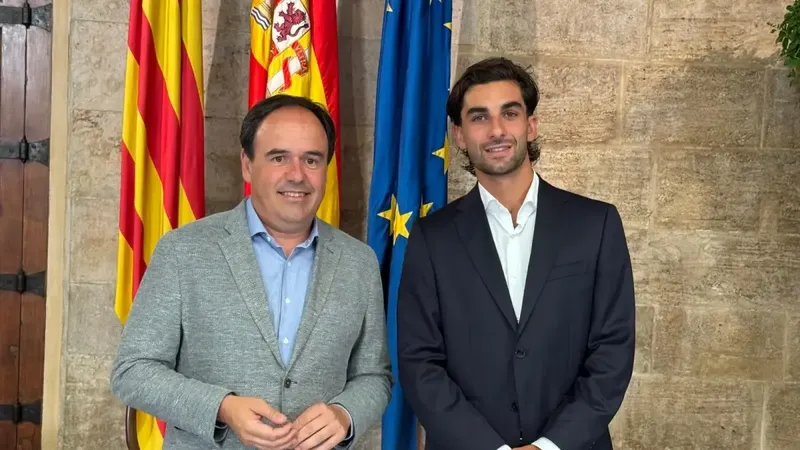 Ferran Torres, embajador de la Comunidad Valenciana: "Es el mayor orgullo"
