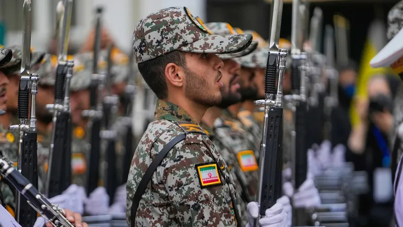 “Si estalla una nueva guerra, sus llamas arrasarán a todos”: Irán advierte a EE.UU