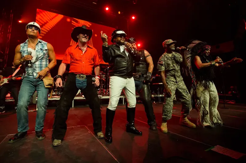 Una mirada al legado de Village People en los charts de Billboard: ‘Macho Man’, ‘Y.M.C.A.’, ‘In the Navy’ y más