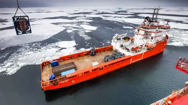 Rusia acelera envíos de petróleo por el Ártico y sostiene exportaciones récord
